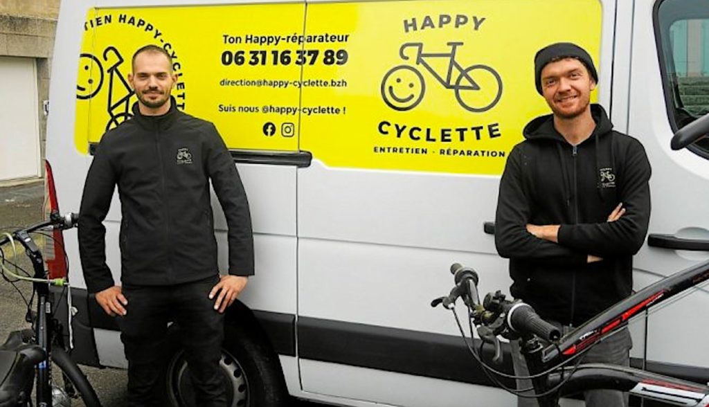 En permettant de faire réparer des vélos à domicile, la startup Happy' Cyclette offre un service qui plaît beaucoup en Bretagne.