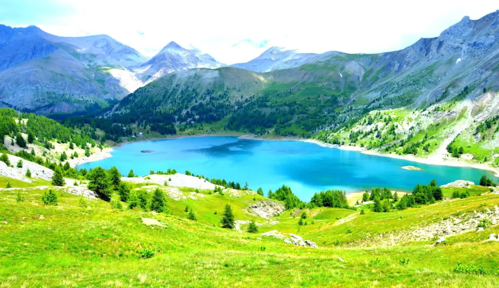 Les lacs d’altitude sont des espaces fragiles à préserver. Ils nous servent notamment à surveiller le réchauffement climatique.