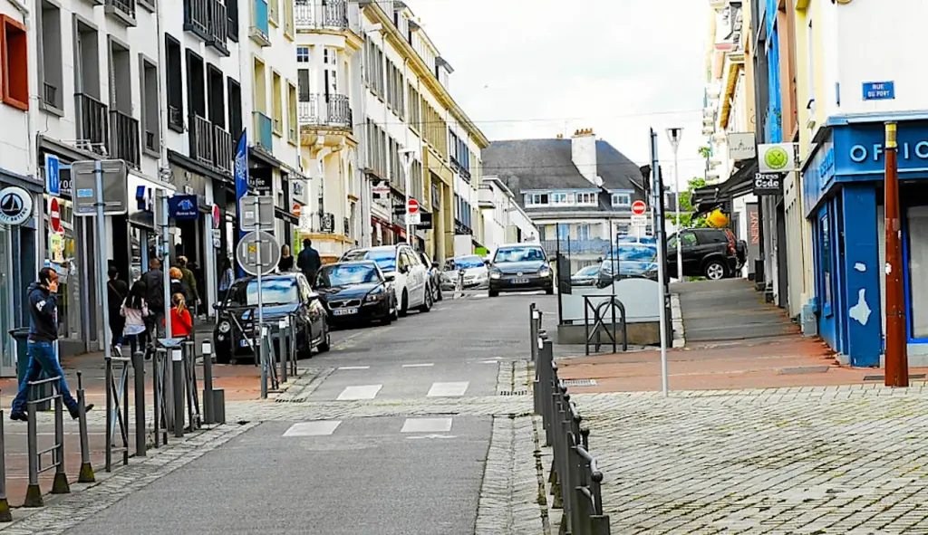 Pour dynamiser le commerce en centre-ville, Lorient Agglomération a décidé de réagir, pour permettre à cette activité de se renforcer.