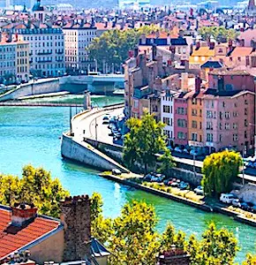 Pour atteindre la neutralité carbone, Lyon a décidé de participer au programme européen « Cent villes climatiquement neutres en 2030 ».