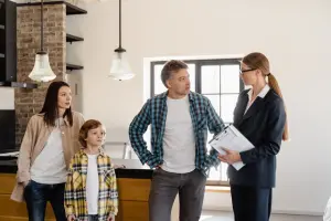 Se former pour devenir expert immobilier