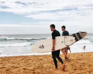 Faire du surf à Cannes