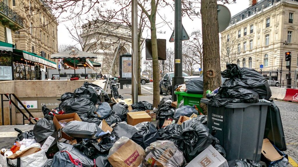 La grève des éboueurs à Paris