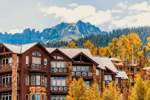 Fiscalité des Locations Touristiques en Montagne
