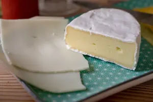 Camembert contaminé par la Listeria