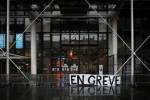 Conflit Social au Centre Pompidou