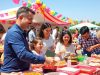Fête de l’Ascension en famille et entre amis à l'extérieur.