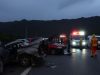 Accident de la route en Guadeloupe avec véhicules endommagés.