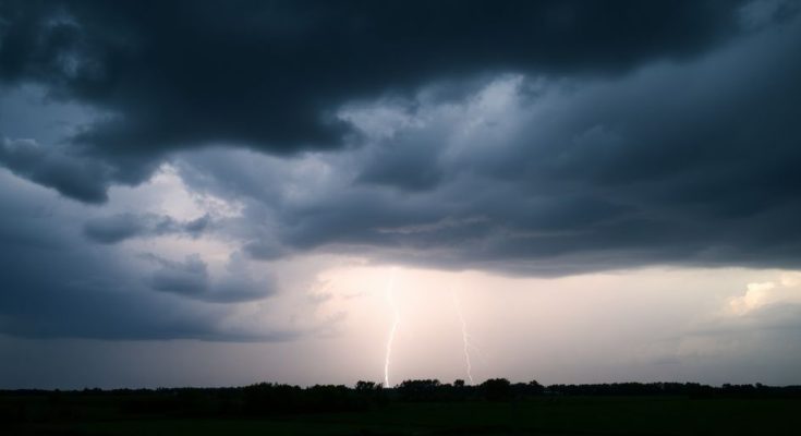 Carte de France orages foudre nuages sombres