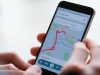 Téléphone affichant Google Maps avec des itinéraires