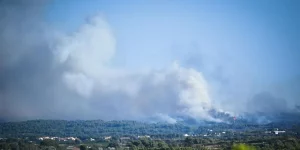 Incendies dans le Sud : pourquoi les communes doivent revoir leur préparation sans attendre