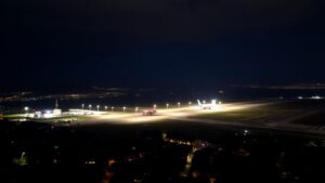 Les maires des communes riveraines de l'aéroport Marseille-Provence demandent un couvre-feu des vols entre 23h et 6h