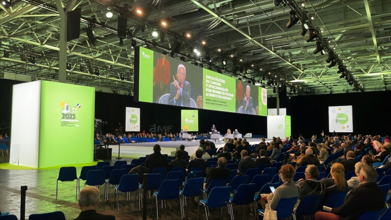 Congrès des maires 2025 : des élus éprouvés mais déterminés à aborder le prochain mandat