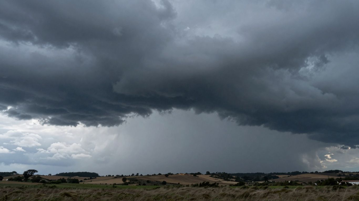 Ciel orageux sur l'Hérault, vigilance orange.