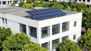 Dans le Var, une école chauffée et ventilée au solaire