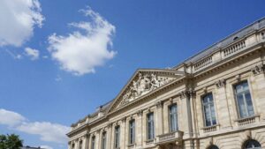 A l’Assemblée nationale, une offensive pour interdire les pesticides sur les captages d’eau