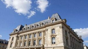 A l’Assemblée nationale, une offensive pour interdire les pesticides sur les captages d’eau