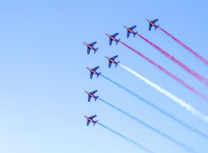Budget des armées : l’accord sur 36 milliards d’euros relance le débat sur la défense
