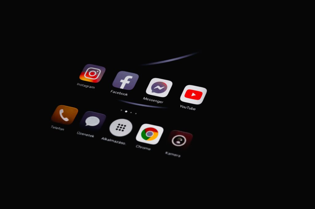 réseaux sociaux
