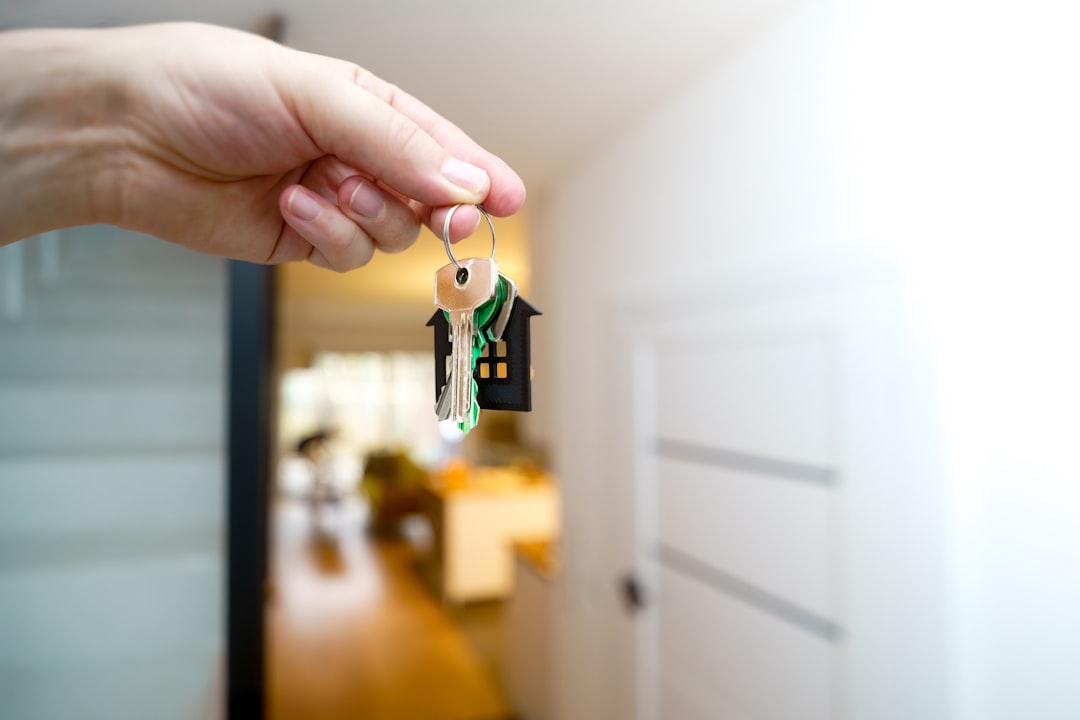 Remise d’une clé de logement dans le cadre d’une succession