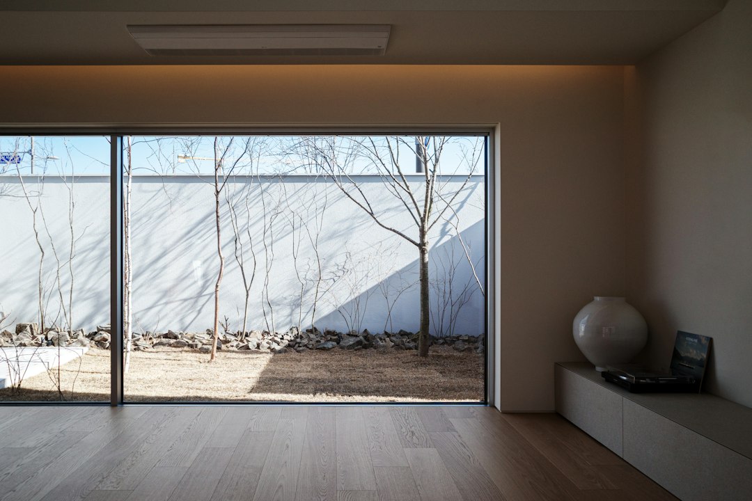 Intérieur d'une maison concernée par l'information sur le risque radon