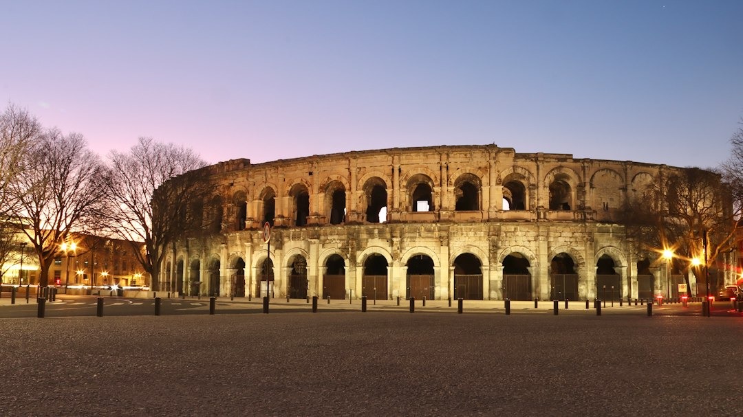 Les arènes, lieu central de la Feria de Nîmes