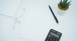 Calculatrice et papier : pension d'invalidité et retraite