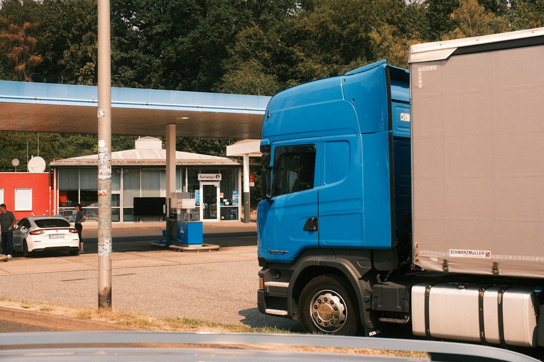 Station-service et trajets domicile-travail en voiture