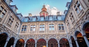 Cour de la Vieille Bourse de Lille