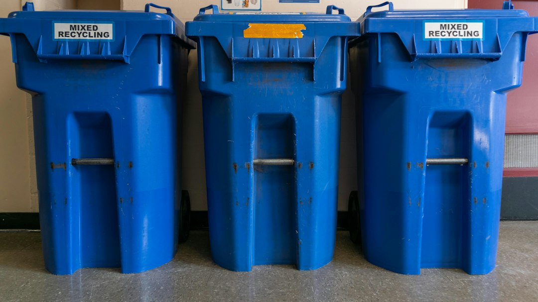 Bacs de collecte des déchets, outil de la taxe déchets incitative