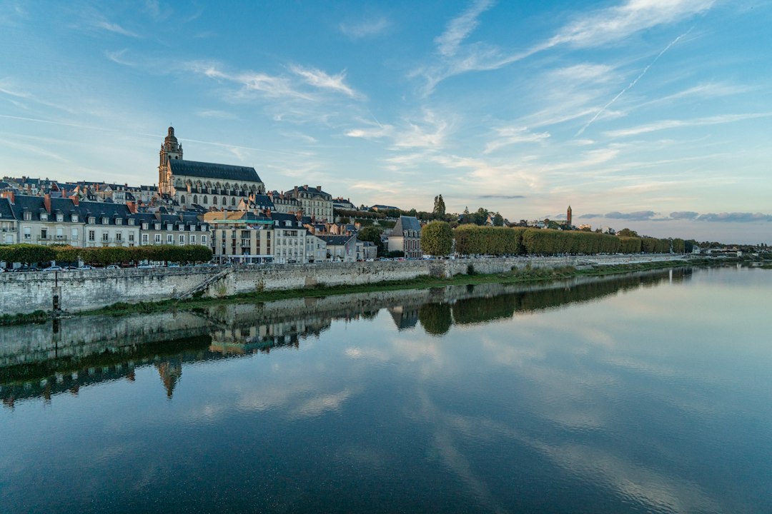 Voyage à Nantes : fleuve et quais d'une ville de l'Ouest